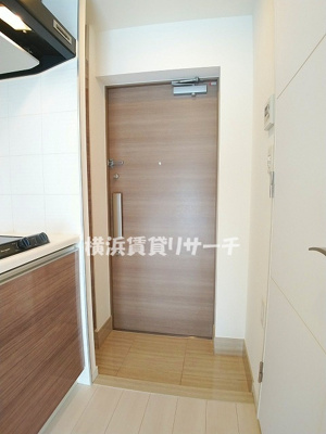 【玄関】 | メインステージ横濱ポートサイド