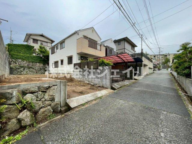 土地　唐櫃台2の前面道路含む現地写真