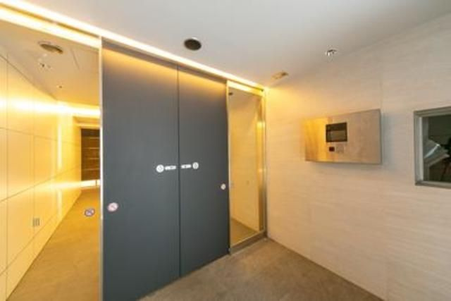 ライズ代々木Ⅲのロビー|■敷地内ゴミ置き場■宅配ＢＯＸ■オートロック■防犯カメラ