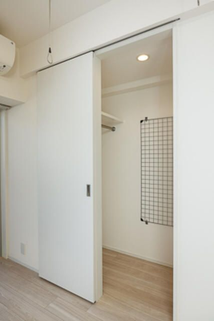 ライズ代々木Ⅲの収納|■ウォークインクローゼット