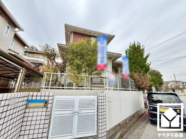 京田辺市花住坂３丁目の外観