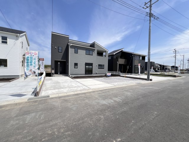 新築　甘楽郡甘楽町金井第2　Livele Garden.S　3号棟の前面道路含む現地写真|南側接道幅員約6ｍ