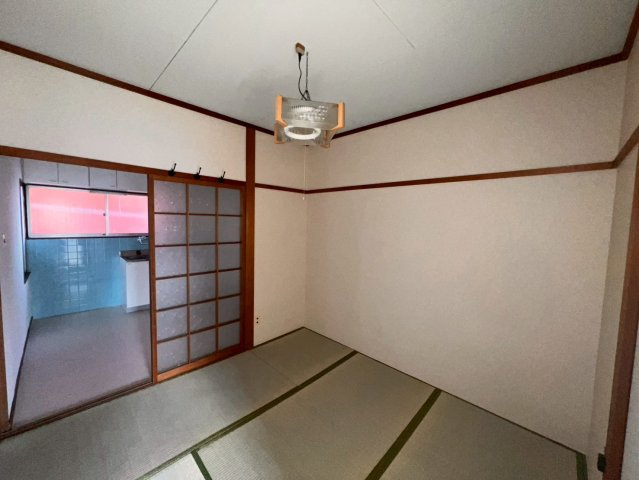 楠店舗の内装