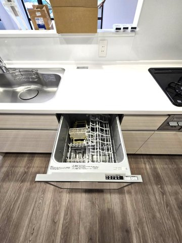 朝日プラザ大橋南のキッチン|
食洗器付きのキッチン♪
日々使うものだからからこその、こだわりの設備にしております☆