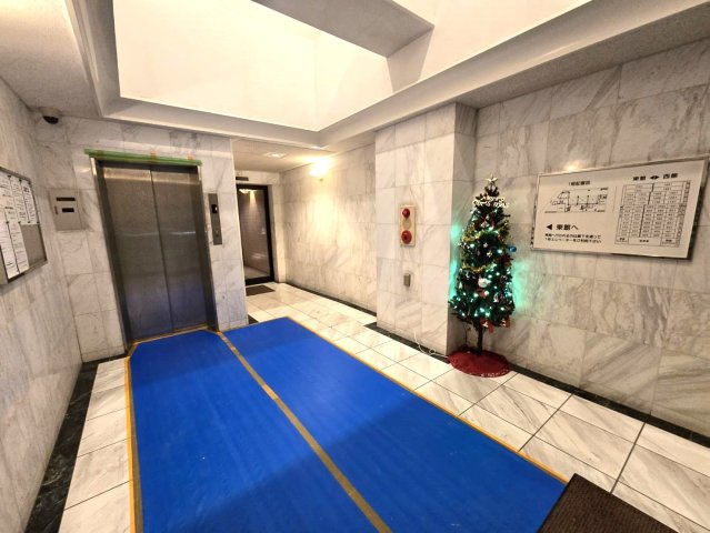 ジョイナス天神タワーのその他共用部分|エレベーターが二基あるので待ち時間も減り、スムーズに移動できて便利ですよ☆