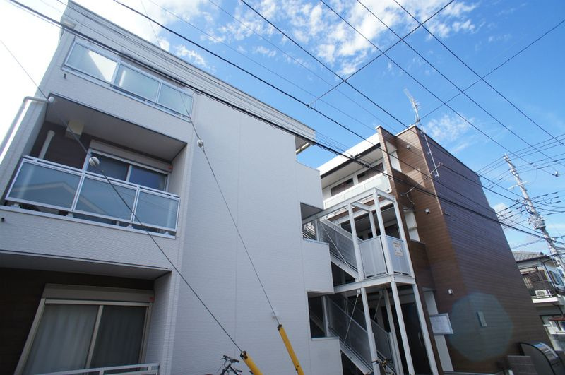 リブリ南浦和のエントランス