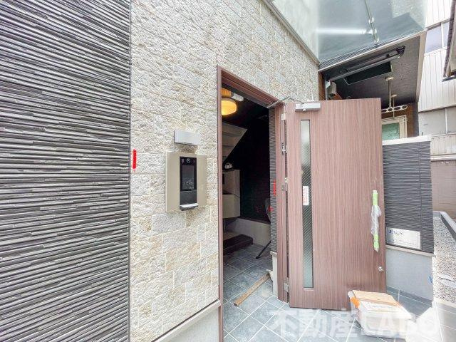 フジパレス今川公園Ⅴ番館のエントランス