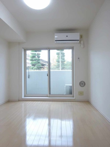 ＣＱレジデンス練馬赤塚の居間・リビング