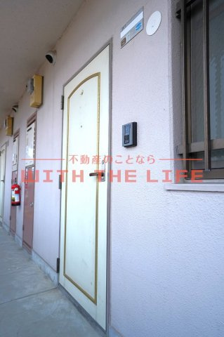 エスティーム・アン櫛原【キャッシュバック対象物件】の玄関|シンプルで使いやすい玄関です