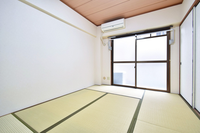 エスティーム・アン櫛原【キャッシュバック対象物件】の和室|ゆったりした和室です