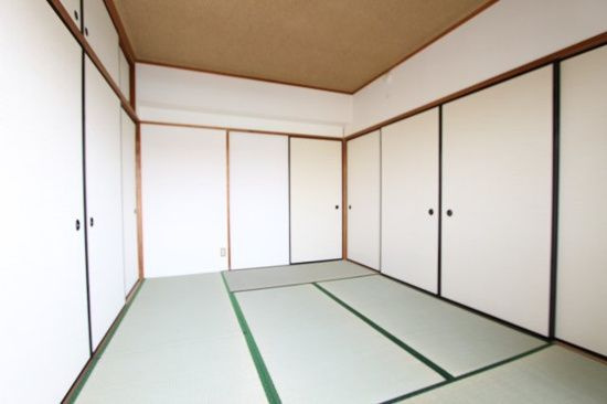 第2グランドハイツ服部の和室|和室があれば、来客や子供用のスペースとして活躍します