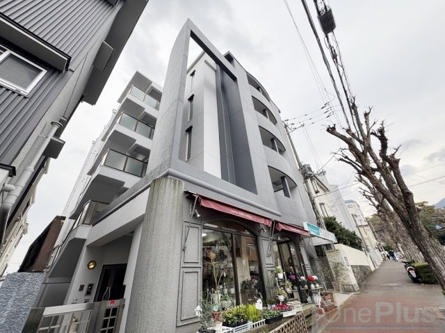 サンクラッソ阪急六甲駅前EASTの外観