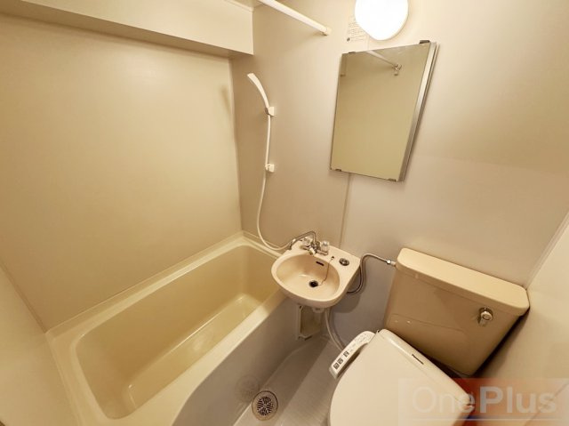 サンクラッソ阪急六甲駅前EASTの浴室