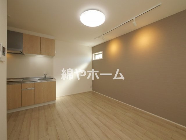 フジパレス遠里小野イーストの居間・リビング|こちらのリビングで趣味の時間をお楽しみください