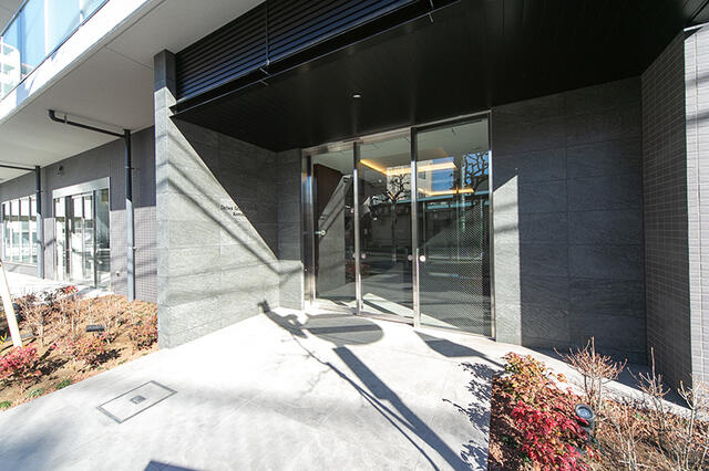 Daiwa Grace Maison 亀有のエントランス