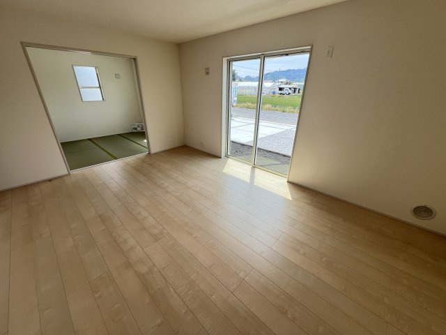 新築　甘楽郡甘楽町金井第2　Livele Garden.S　2号棟の居間・リビング|甘楽町金井第2　Livele Garden.S