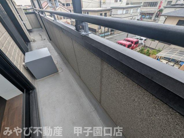 フェリッツ上甲子園のバルコニー