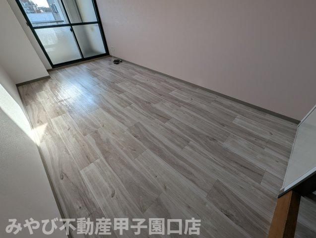 タケダビル95の居間・リビング