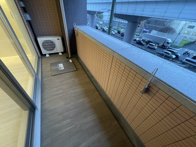 プレジオ西宮今津のバルコニー
