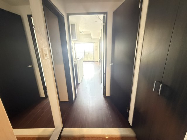 プレジオ西宮北口の玄関