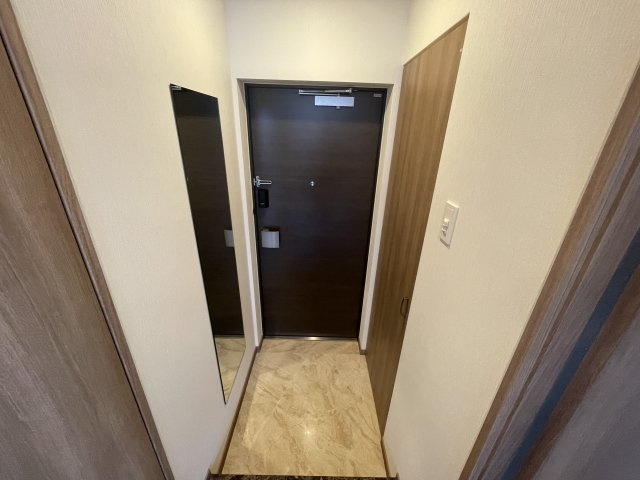 プレジオ西宮北口の玄関