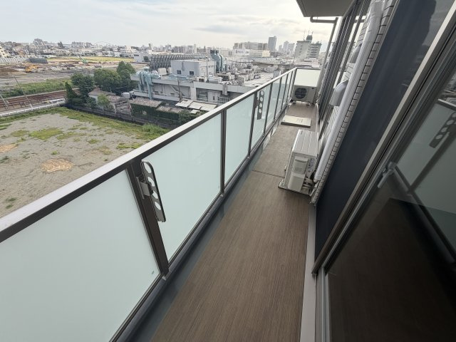 プレジオ西宮北口のバルコニー