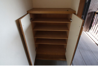 【玄関】 | メープル湊 B