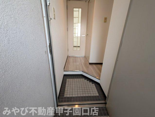 ベルトピア西宮の玄関