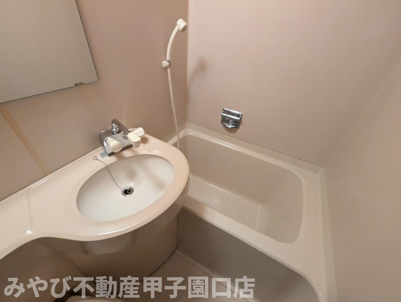 ベルトピア西宮の浴室