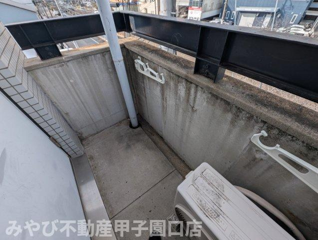ベルトピア西宮のバルコニー