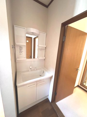 【洗面所】 | 富田貸家２階建て