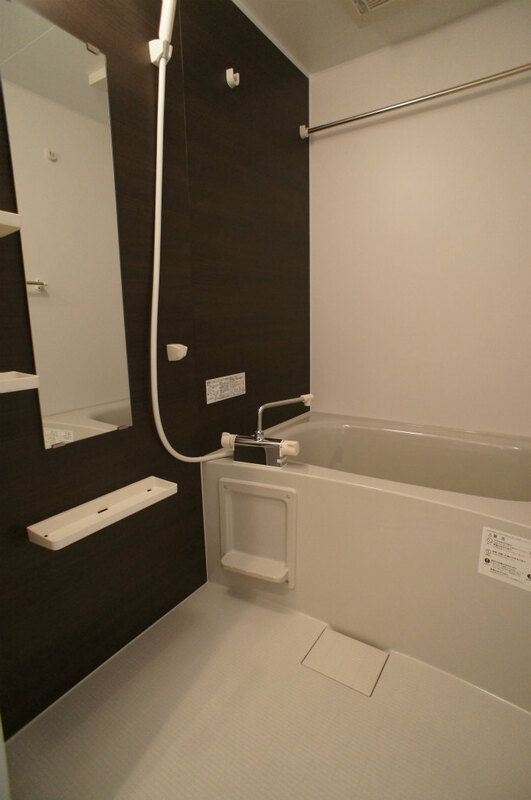 リブリ蕨塚越の浴室