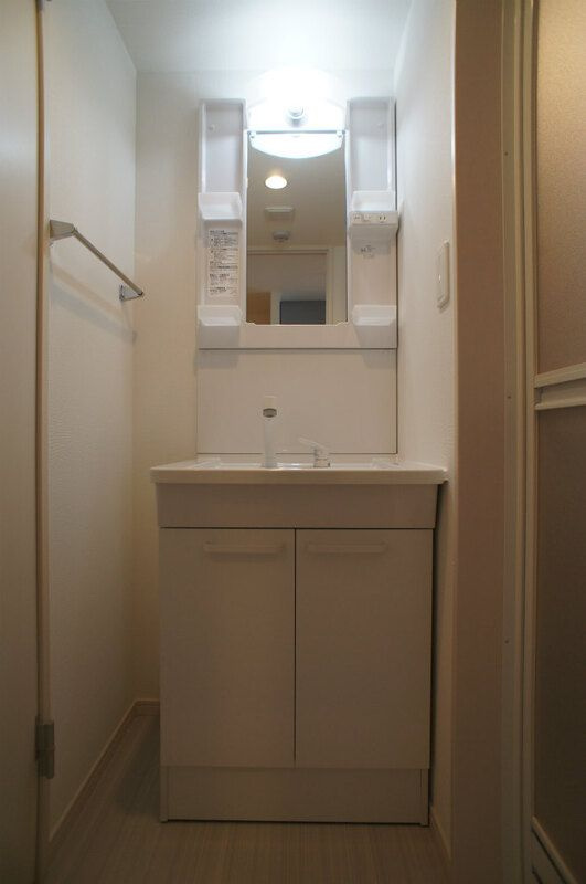 リブリ蕨塚越の独立洗面台