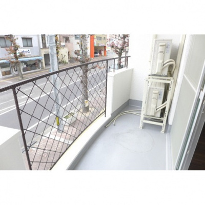 【バルコニー】 | カサグランデ鹿田町