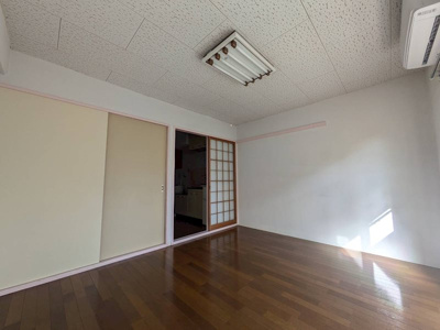 【寝室】 | サンリバー南方B棟