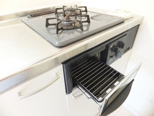 ヴェスタ市川B棟のキッチン