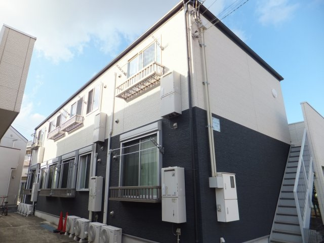 ヴェスタ市川B棟の外観