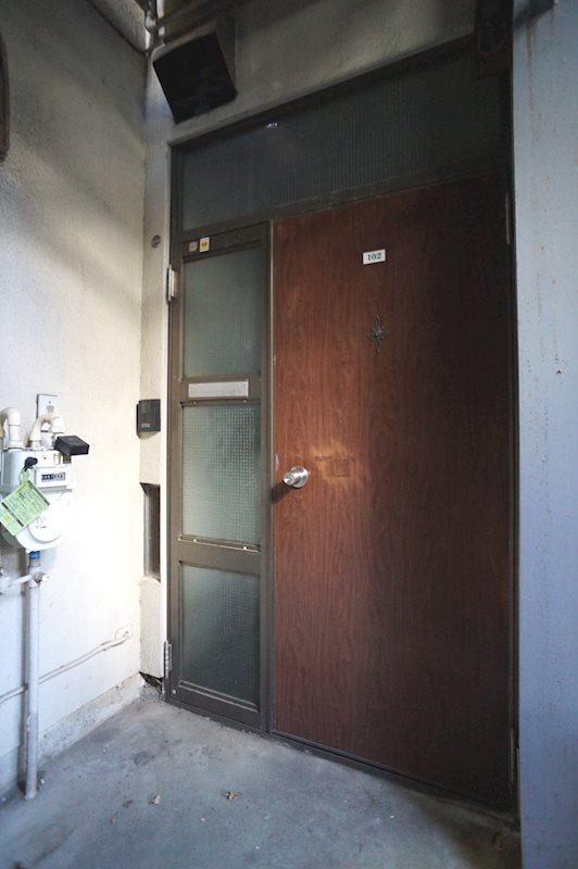 ハウス赤羽台の玄関