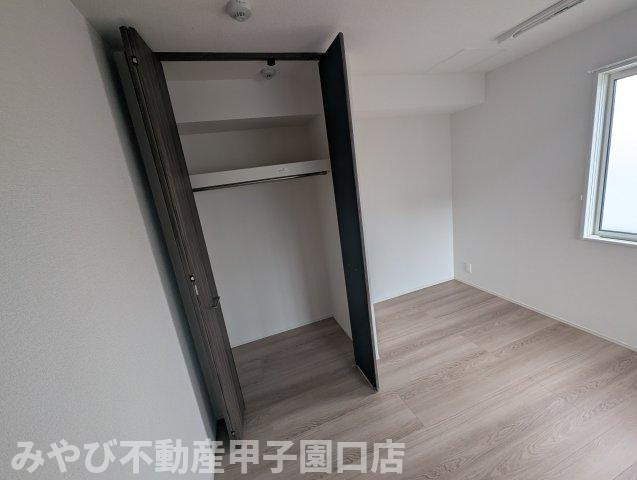 上甲子園廣和レジデンスの収納