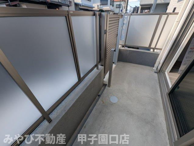 D-residence上甲子園のバルコニー
