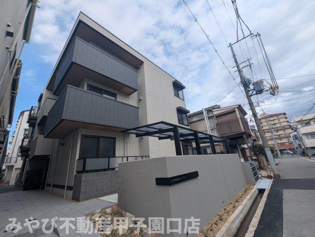 上甲子園廣和レジデンスの外観