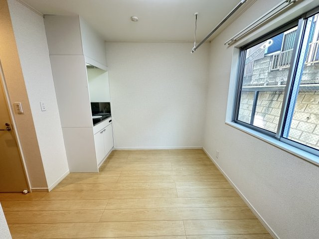 ルミナス鶴ヶ峰の居間・リビング