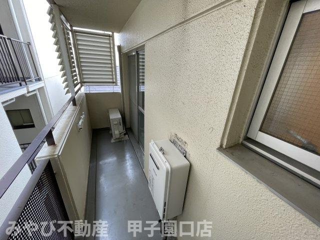 パレラフィネ甲子園口のバルコニー