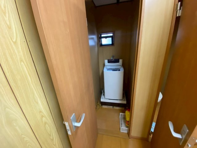 船橋栄町事務所・倉庫の設備