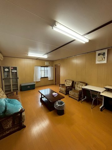 船橋栄町事務所・倉庫の内装