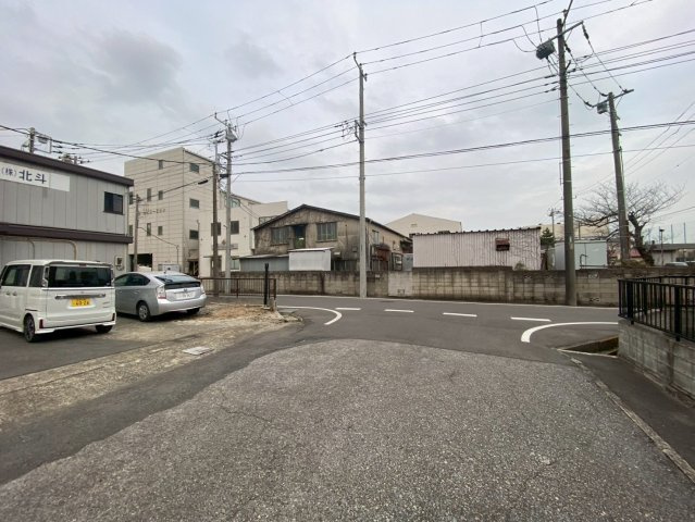 船橋栄町事務所・倉庫の駐車場