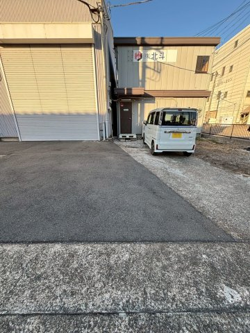 船橋栄町事務所・倉庫の駐車場