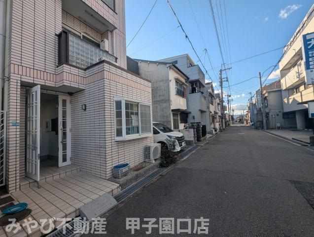 セントラル武庫川のエントランス