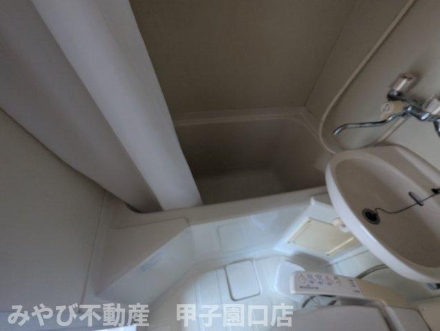 セントラル武庫川の浴室