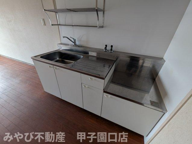ロワール甲子園のキッチン